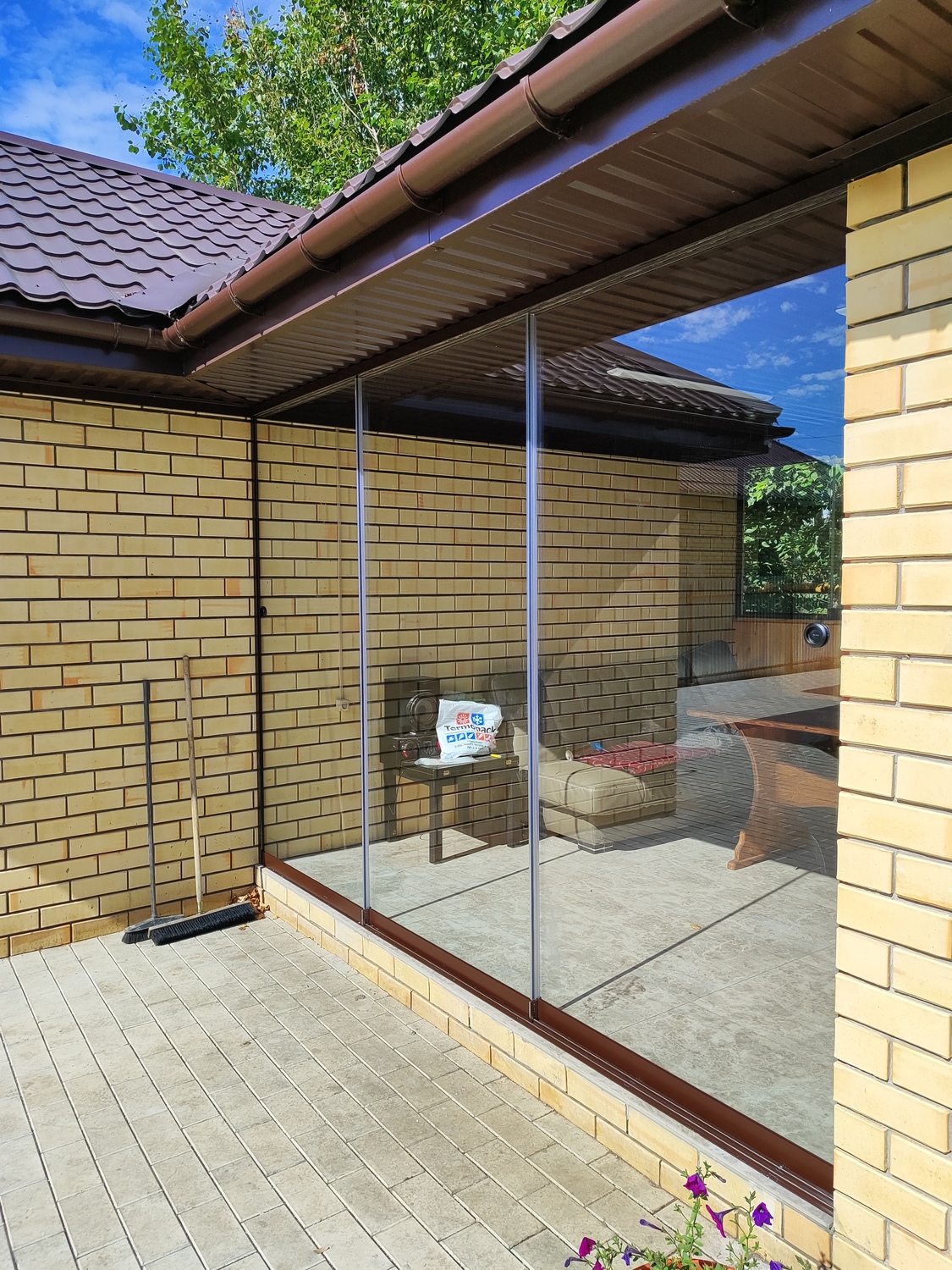 Раздвижное Безрамное Остекление беседки,веранды .